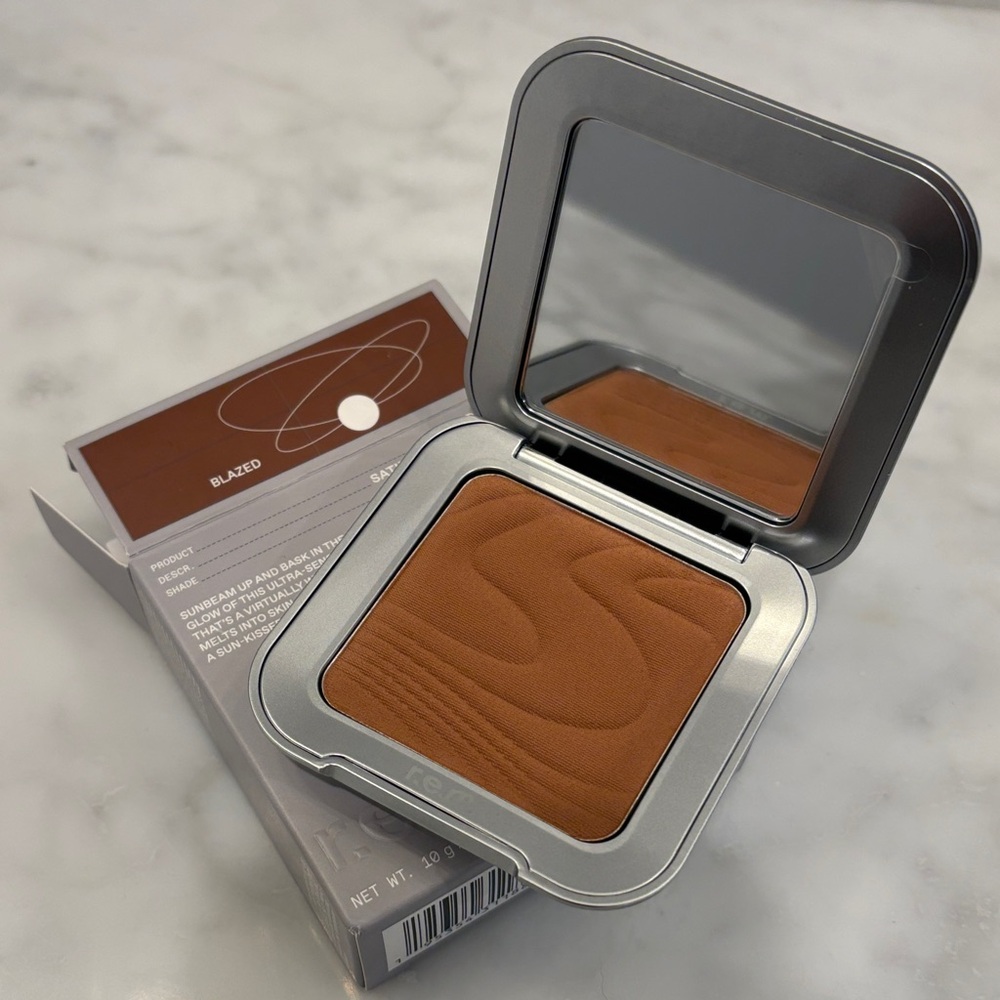 Hypernova Bronzer - Blazed REM Beauty NWT